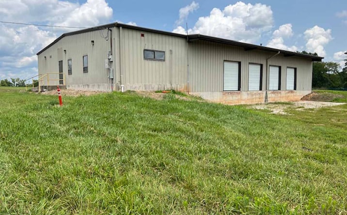 Pictures of Industrial property located at 1836 N Barnes Ave, Springfield, MO 65803 for sales - image #1