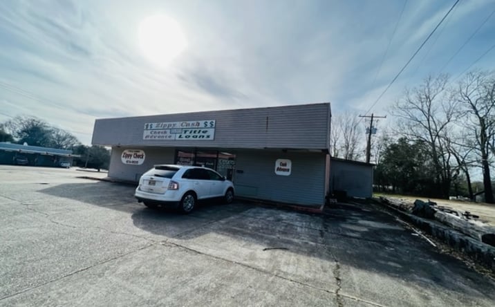 Pictures of Retail property located at 600 Beulah Ave, Tylertown, MS 39667 for sales - image #1