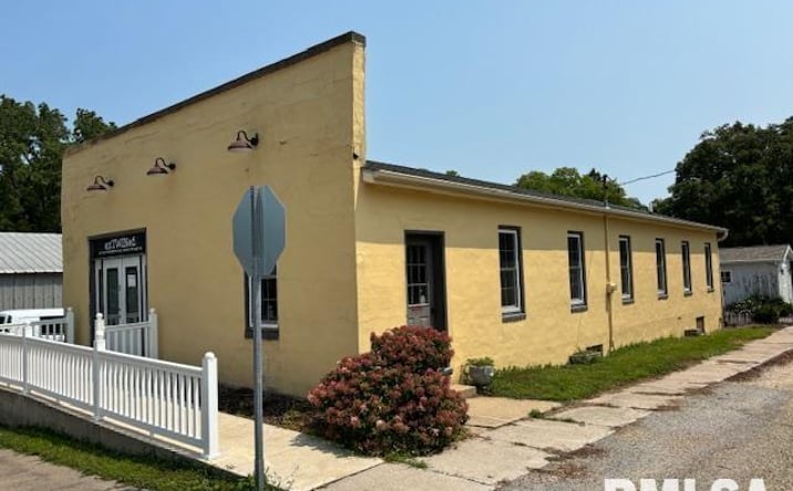 Pictures of Retail property located at 401 N BISHOP HILL Street, Bishop Hill, IL 61419 for sales - image #1