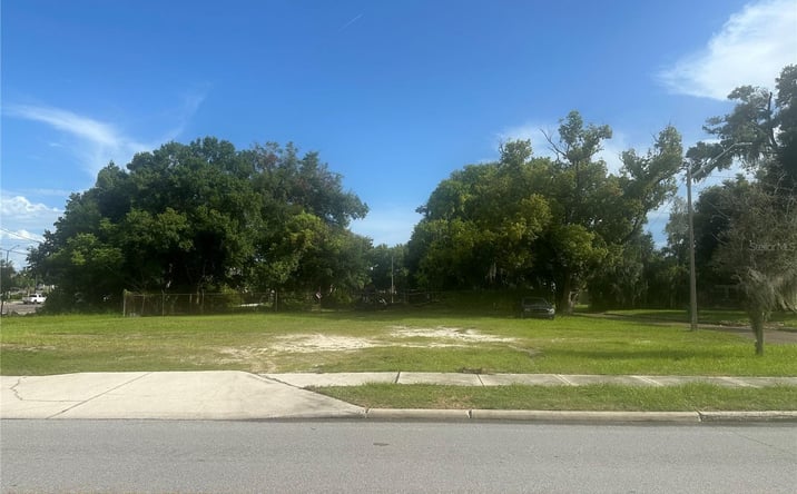 Pictures of Land property located at 120 W Parker Street, Lakeland, FL 33815 for sales - image #1