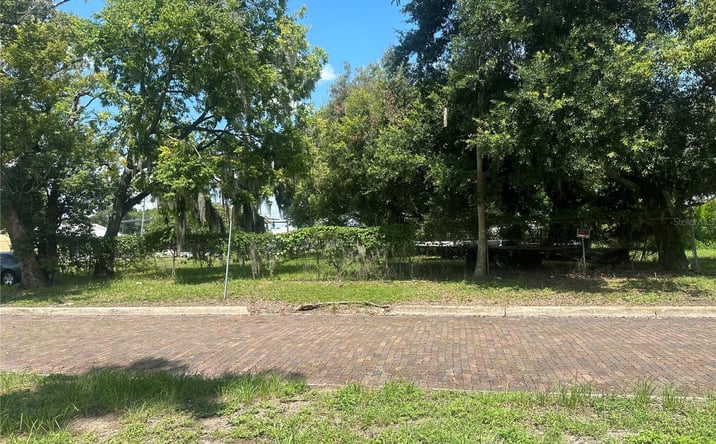 Pictures of Land property located at N Missouri Avenue, Lakeland, FL 33805 for sales - image #1