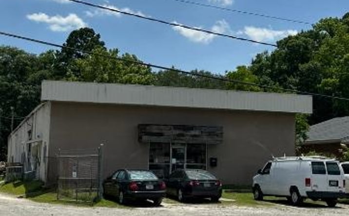Pictures of Industrial property located at 2015 Mills B Ln Blvd, Savannah, GA 31405 for sales - image #1