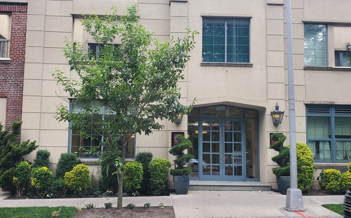 Pictures of Multifamily property located at 83-30 Kew Gardens Rd, Queens, NY 11415 for sales - image #1