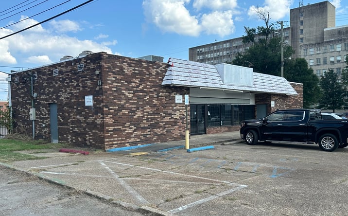 Pictures of Retail property located at 1417 Fairfield Ave, Shreveport, LA 71101 for sales - image #1