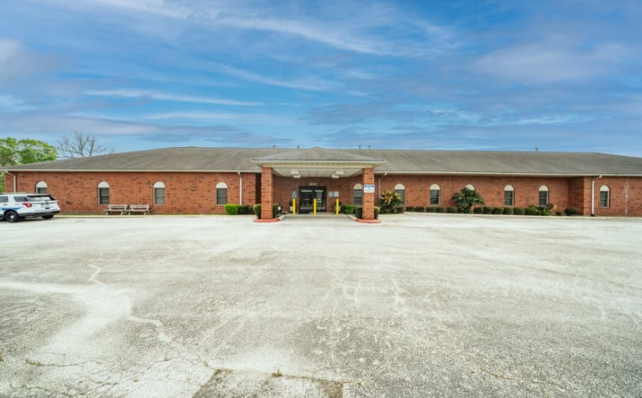 Pictures of Office property located at 3420 Plaza Cir, Beaumont, TX 77707 for sales - image #1