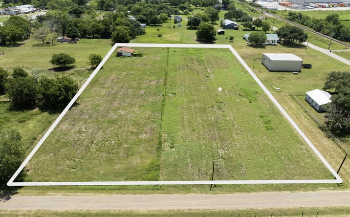 Pictures of Land, Business for Sale property located at 215 Old Highway 90 Loop, Schulenburg, TX 78956 for sales - image #1
