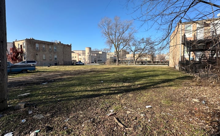 Pictures of Land property located at 4111 W Monroe St, Chicago, IL 60624 for sales - image #1