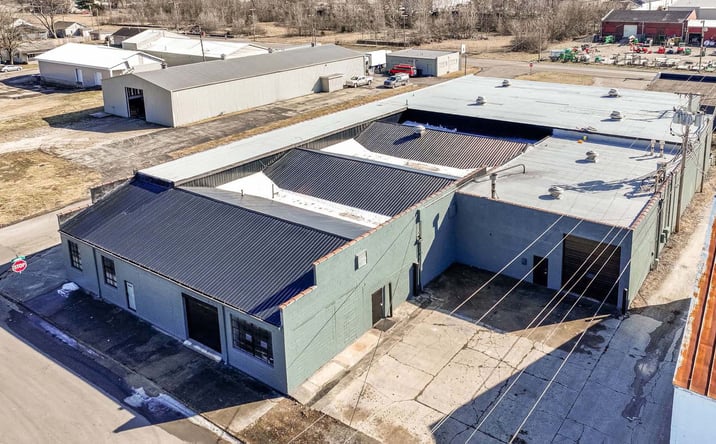 Pictures of Industrial property located at 2401 S Monroe St, Muncie, IN 47302 for sales - image #1