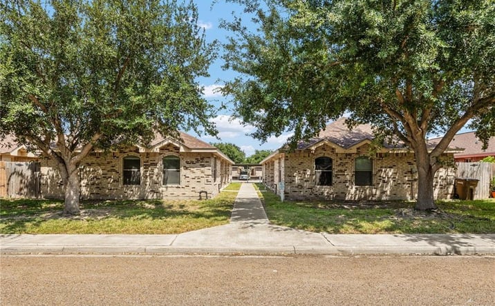 Pictures of Multifamily property located at 1618 Tampa Street, Edinburg, TX 78541 for sales - image #1