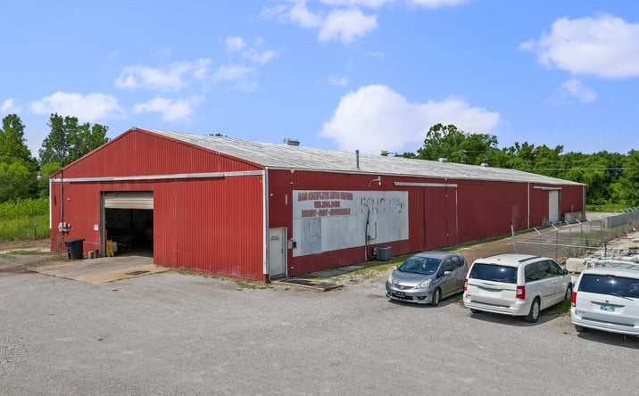 Pictures of Industrial property located at 15304 S 76th E Ave, Bixby, OK 74008 for sales - image #1