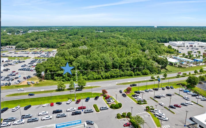 Pictures of Land property located at 7400 Airport Blvd, Mobile, AL 36608 for sales - image #1