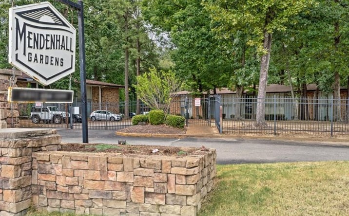 Pictures of Multifamily property located at 543 North Mendenhall Rd, Memphis, TN 38117 for sales - image #1