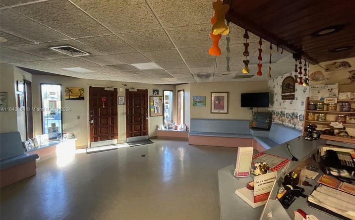 Pictures of Office property located at 20205 Franjo Rd, Cutler Bay, FL 33189 for sales - image #1