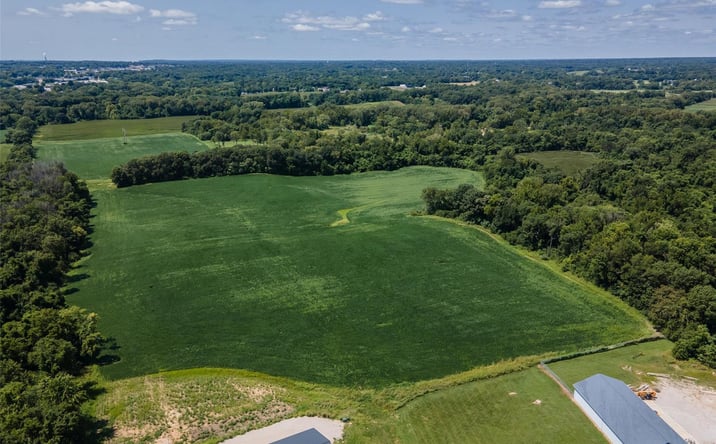 Pictures of Land property located at 4521 Alton Commerce Parkway, Alton, IL 62002 for sales - image #1