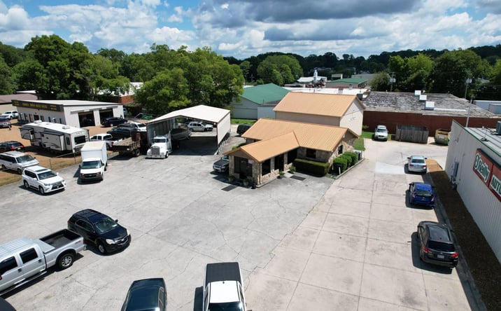 image of property at 608 N GLENWOOD AVE Dalton GA 30721-2815