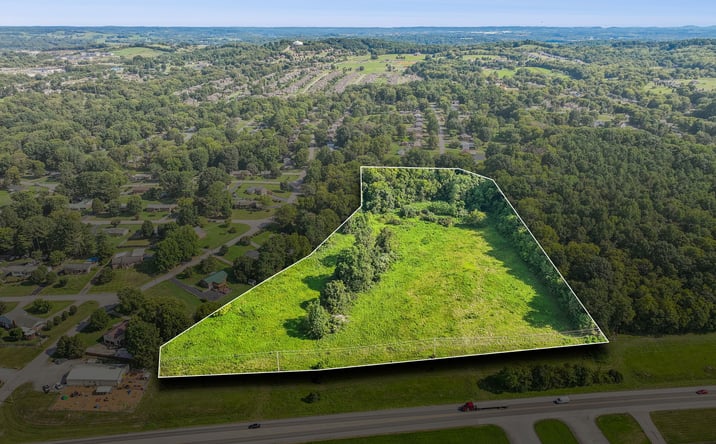 Pictures of Land property located at Bear Creek Pike, Columbia, TN 38401 for sales - image #1