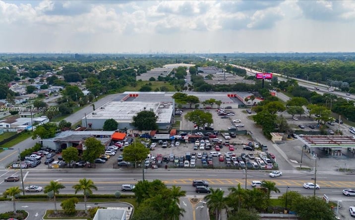 Pictures of Multifamily, Retail property located at 16855 NW 37th Ave, Miami Gardens, FL 33056 for sales - image #1