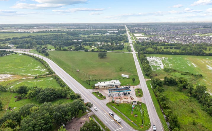 Pictures of Land property located at Garth Rd, Baytown, TX 77521 for sales - image #1