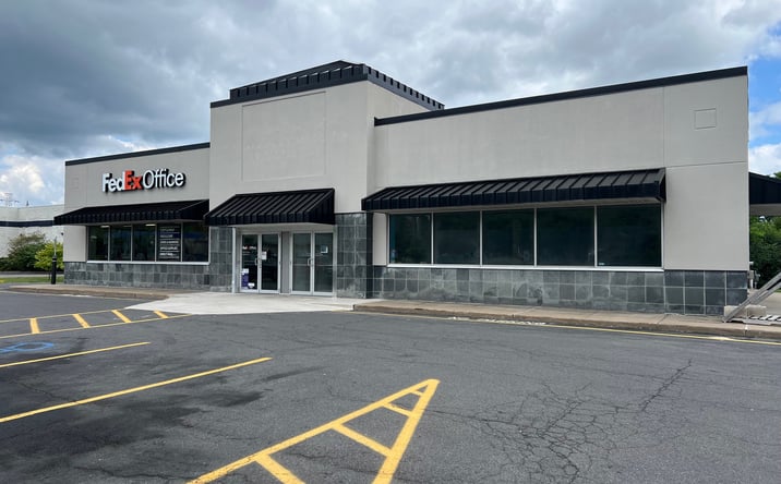 Pictures of Retail property located at 3125 Erie Blvd E, East Syracuse, NY 13057 for sales - image #1