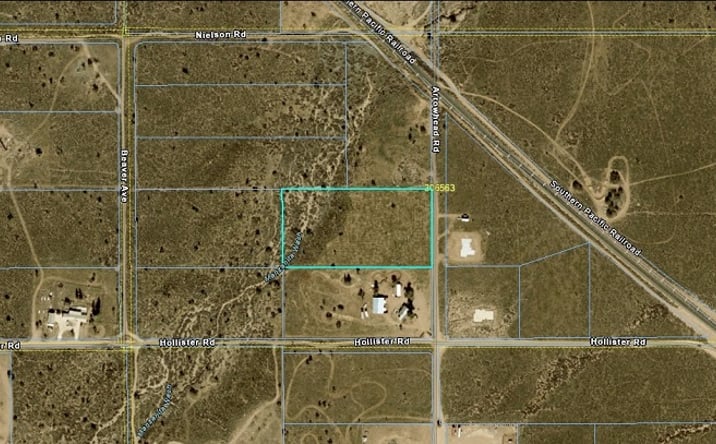 Pictures of Land property located at 9176 Arrowhead Rd, Phelan, CA 92371 for sales - image #1