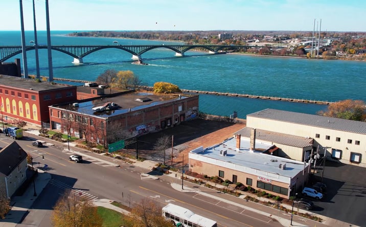 Pictures of Land, Mixed Use, Multifamily, Retail property located at 990 Niagara St, Buffalo, NY 14213 for sales - image #1