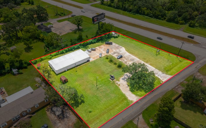 Pictures of Office, Industrial, Mixed Use property located at 130 County Rd 605C, Angleton, TX 77515 for sales - image #1