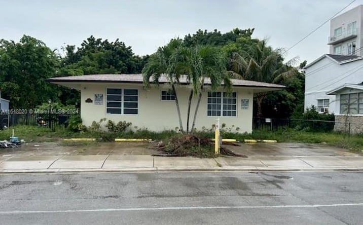 Pictures of Multifamily property located at 800 NE 85th St, Miami, FL 33138 for sales - image #1