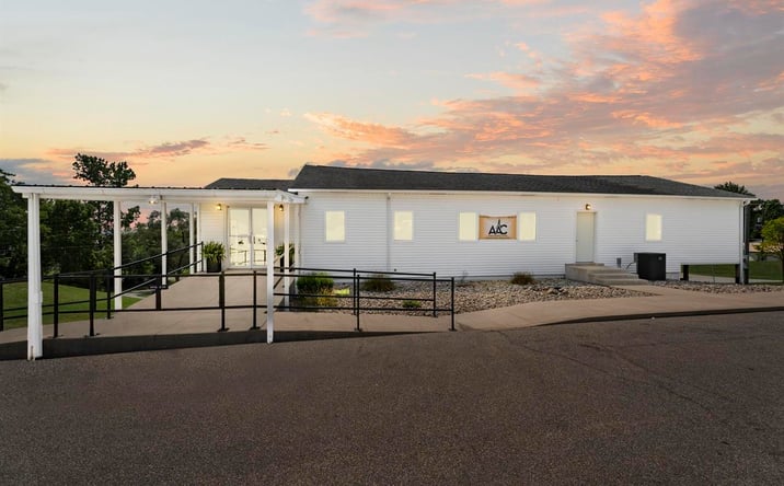 Pictures of Mixed Use, Special Purpose property located at 1008 E South St, Albion, IN 46701 for sales - image #1
