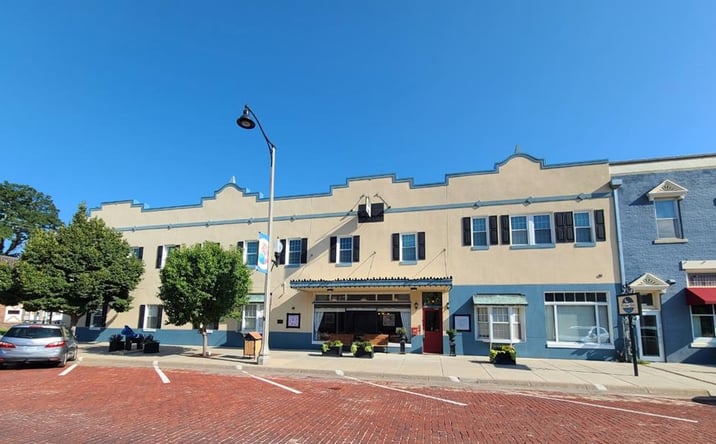 Pictures of Hospitality property located at 112 W Lincoln St, Lindsborg, KS 67456 for sales - image #1