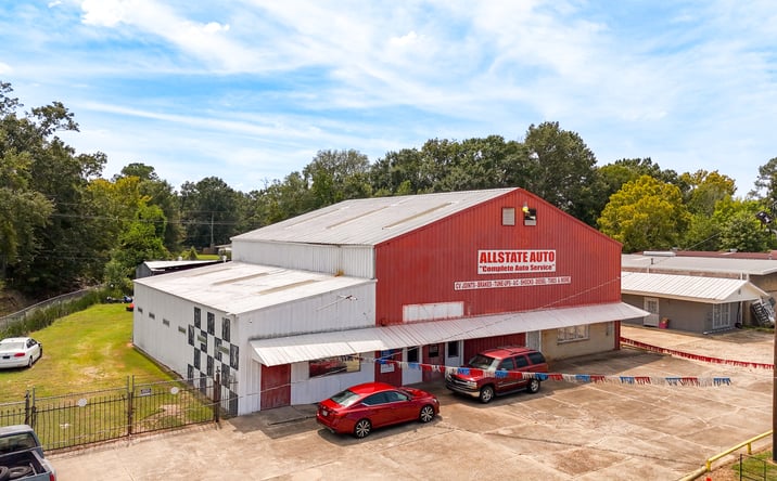 Pictures of Industrial, Retail property located at 10432 S Choctaw Dr, Baton Rouge, LA 70815 for sales - image #1