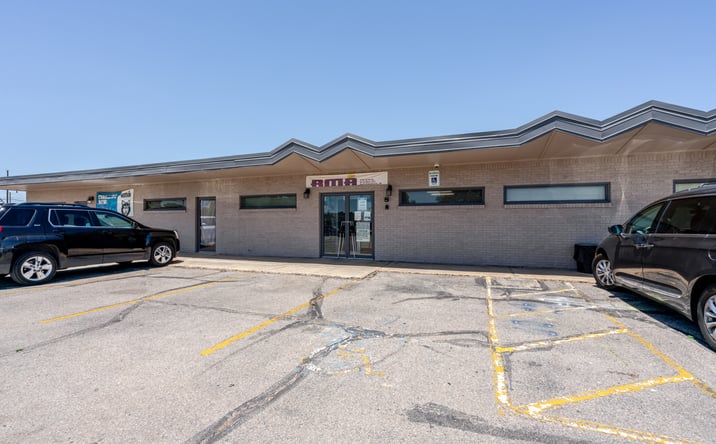 Pictures of Mixed Use, Office, Retail, Special Purpose property located at 4106 SW 51st Ave, Amarillo, TX 79109 for sales - image #1