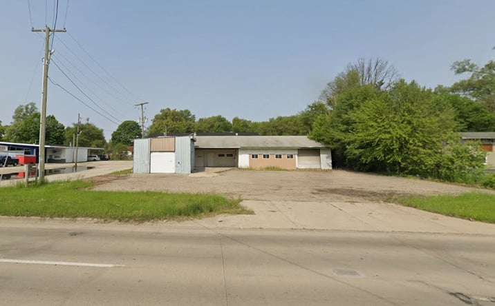 Pictures of Industrial property located at 57909 IN-19, Elkhart, IN 46517 for sales - image #1