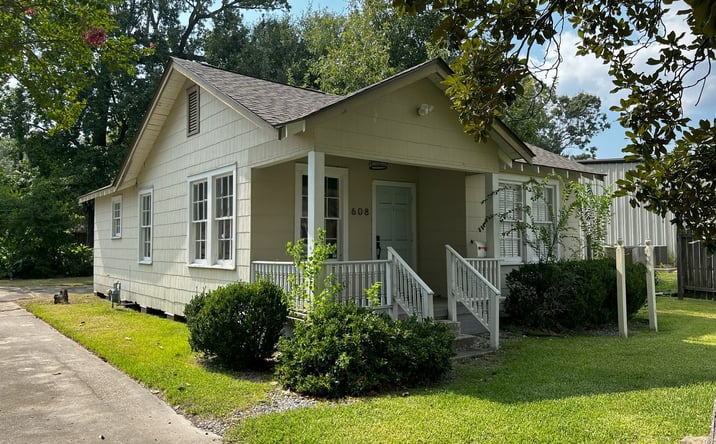 Pictures of Office property located at 608 Rapides St, Baton Rouge, LA 70806 for sales - image #1