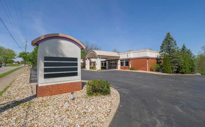 Pictures of Office property located at 240 W Cook Rd, Mansfield, OH 44907 for sales - image #1