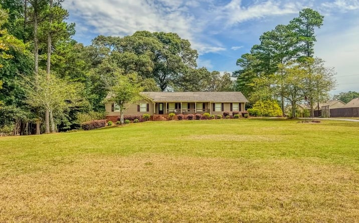 Pictures of Land, Retail property located at 1152 Harbins Road, Dacula, GA 30019 for sales - image #1
