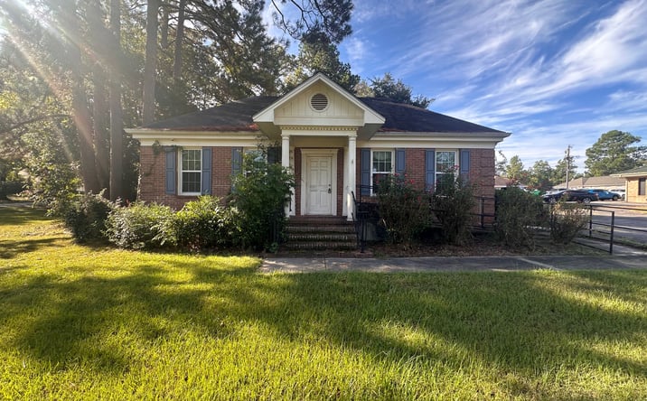 Pictures of Office property located at 416 E 3rd Ave, Cordele, GA 31015 for sales - image #1