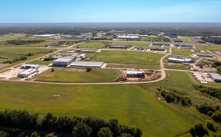 Pictures of Land property located at Calhoun Station Parkway, Gluckstadt, MS 39110 for sales - image #1