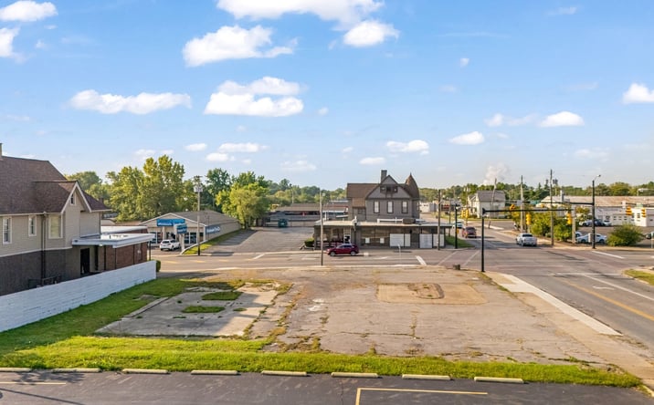 Pictures of Land property located at 715 East Market St, Warren, OH 44483 for sales - image #1
