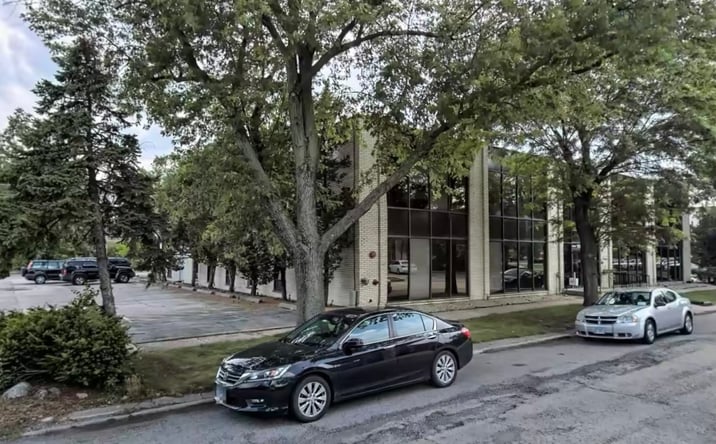 Pictures of Retail property located at 10001 Derby Ln, Westchester, IL 60154 for sales - image #1