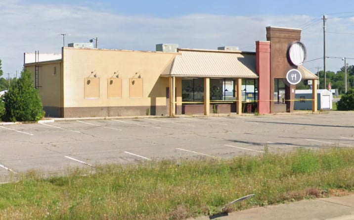 Pictures of Mixed Use, Office, Retail property located at 1141 Cottingham Blvd N, Bennettsville, SC 29512 for sales - image #1