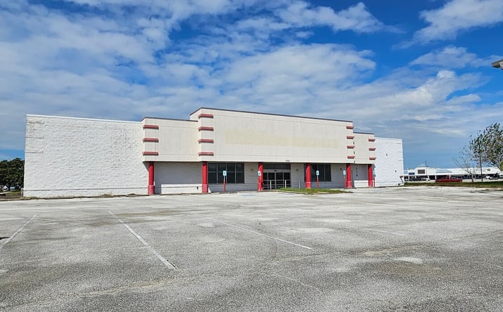 Pictures of Retail, Special Purpose property located at 9550 Emmett F Lowry Expy, Texas City, TX 77591 for sales - image #1