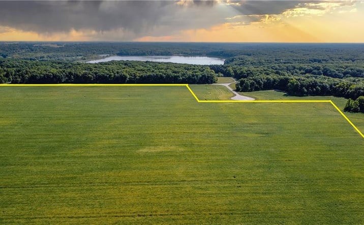 Pictures of Land property located at North County Rd. 1800 E., Charleston, IL 61920 for sales - image #1