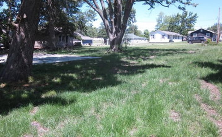Pictures of Land property located at 807 W Friedman St, Kirksville, MO 63501 for sales - image #1