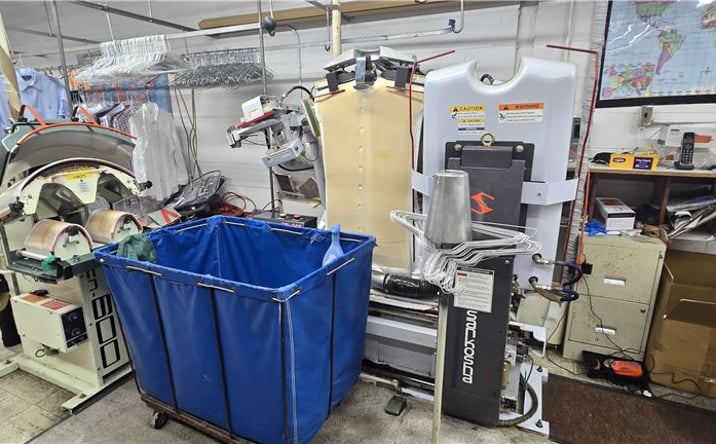 Pictures of Business for Sale property located at Dry cleaners full plant at bargain price, Plymouth, MI 48170 for sales - image #1