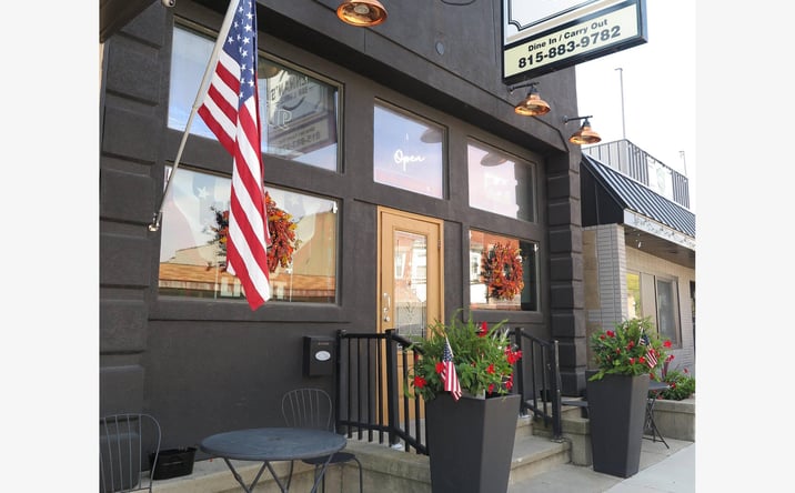Pictures of Retail property located at 139 E. Walnut St., Ogelsby, IL 61348 for sales - image #1