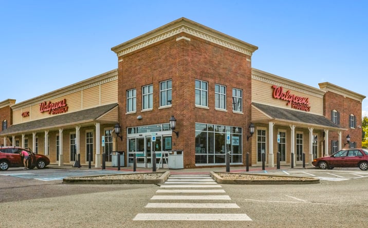 Pictures of Retail property located at 200 S Frd Rd, Zionsville, IN 46077 for sales - image #1