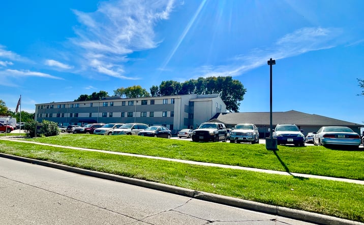 Pictures of Special Purpose property located at 5300 Stone Ave, Sioux City, IA 51106 for sales - image #1