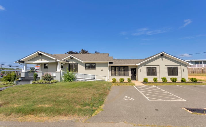 Pictures of Office, Retail property located at 1000 Oakwood St, Fredericksburg, VA 22401 for sales - image #1
