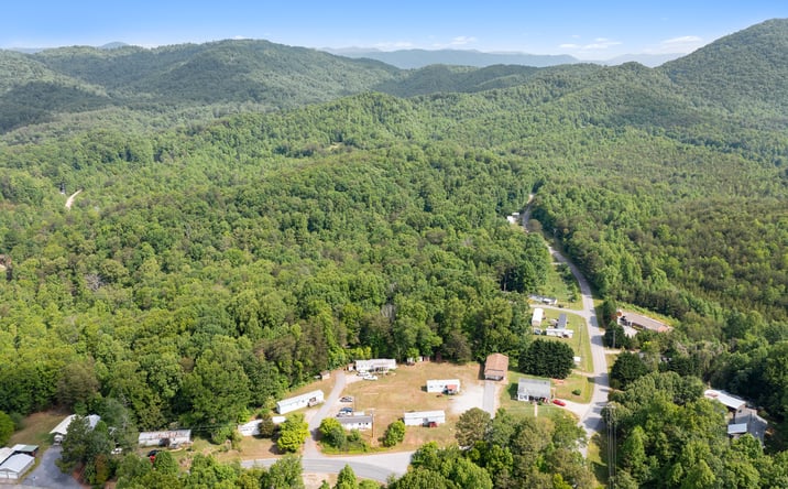 image of property at 2333 HOWARD ARNETT RD Lenoir NC 28645-7017
