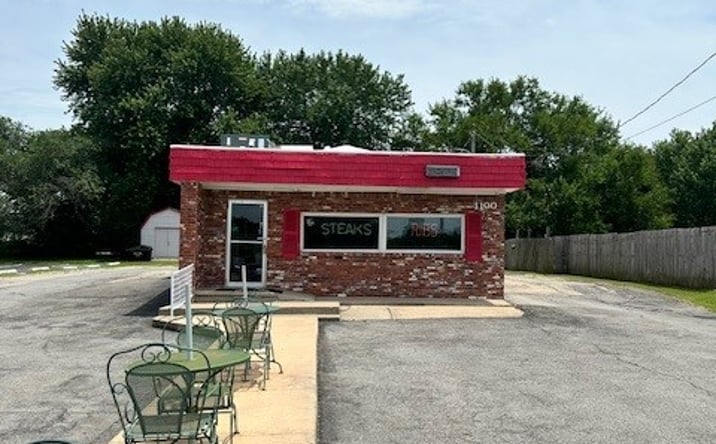 Pictures of Retail property located at 1100 N York St, Muskogee, OK 74403 for sales - image #1